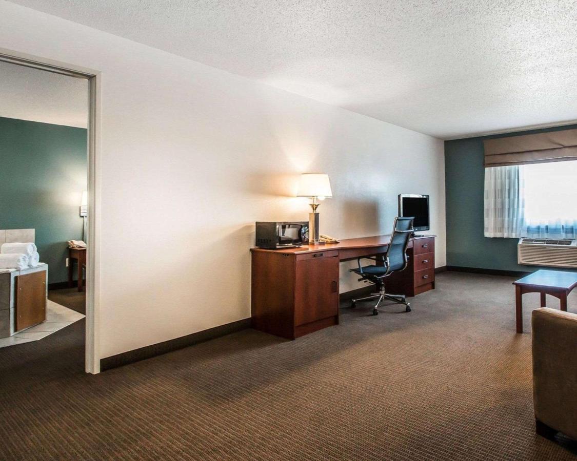 | Sleep Inn & Suites Mount Vernon
