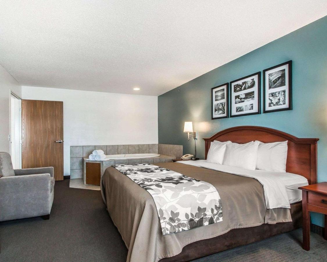 | Sleep Inn & Suites Mount Vernon