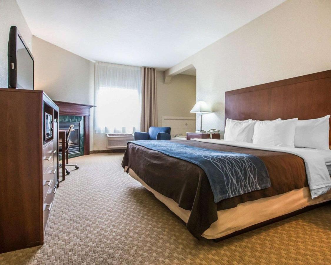 Standard King Room - Non-Smoking at Candlewood Suites Dixon by IHG