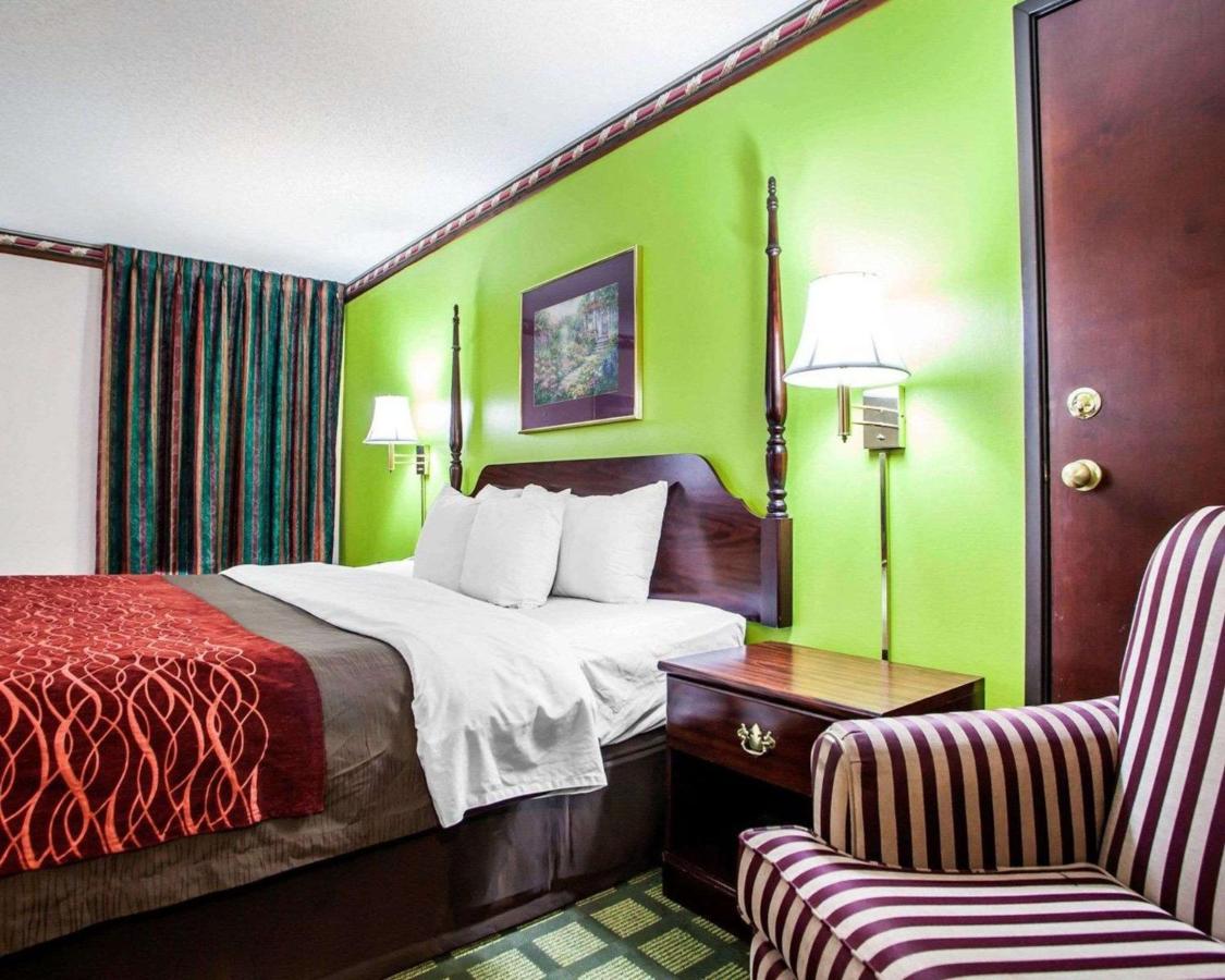 King Room at Quality Inn