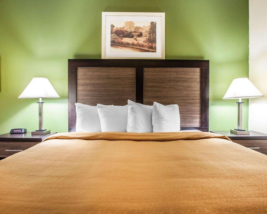 | Quality Inn & Suites Champaign