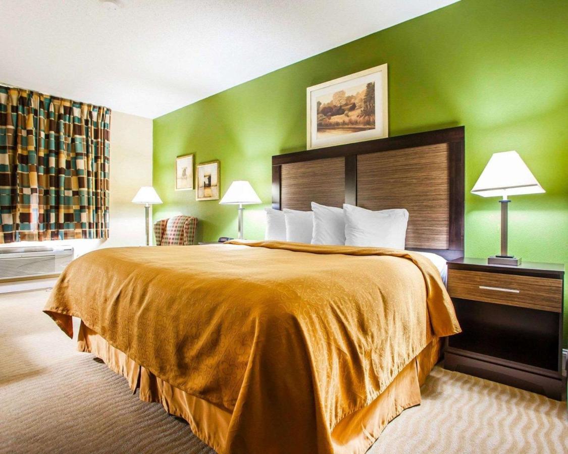 | Quality Inn & Suites Champaign