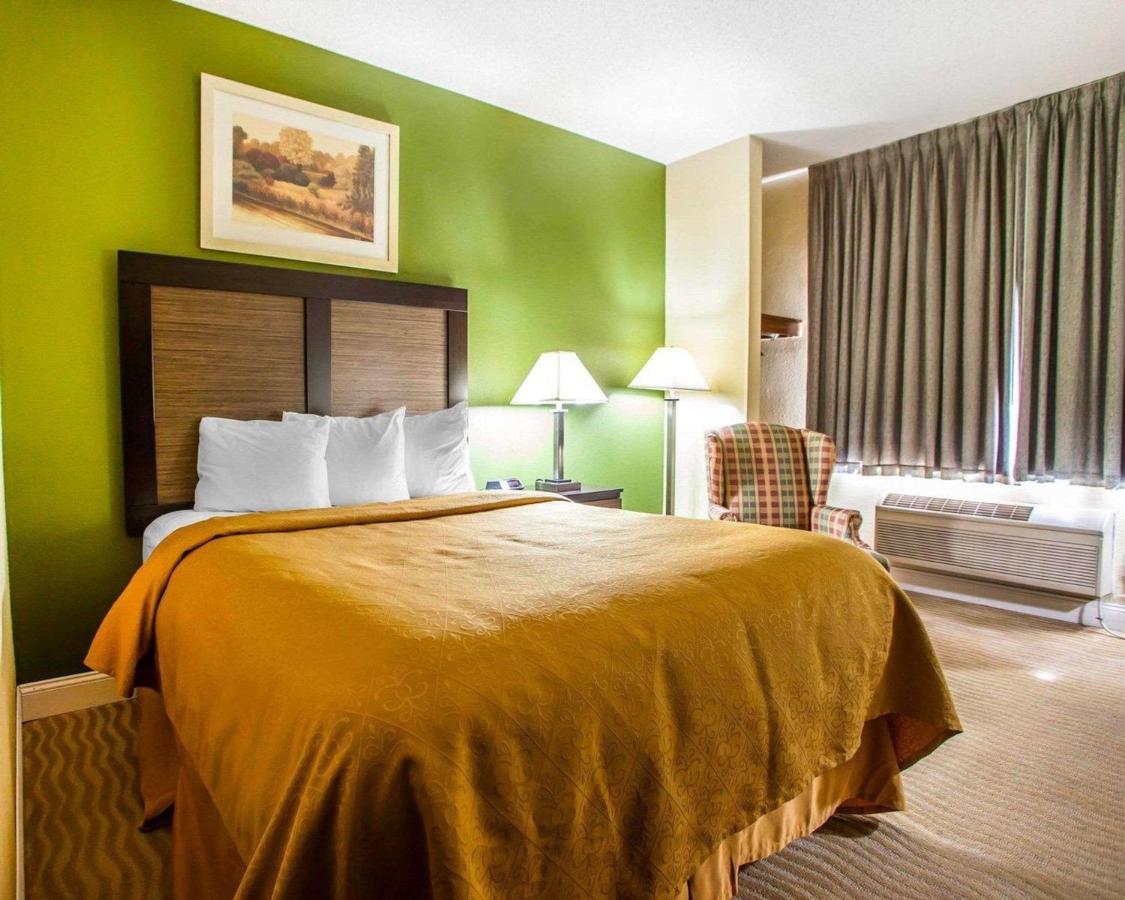 | Quality Inn & Suites Champaign