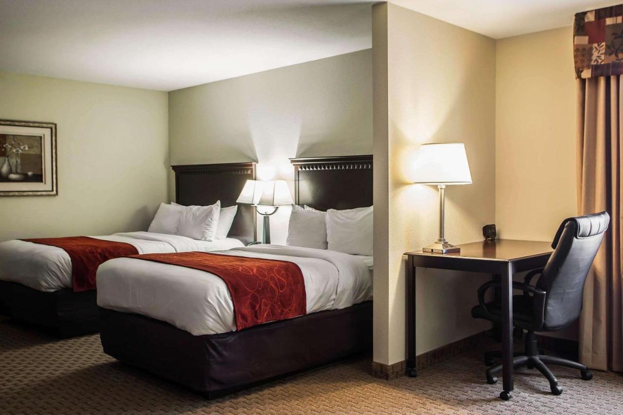 Suite with Two Double Beds - Accessible/Non-Smoking at Comfort Suites Bloomington I-55 and I-74