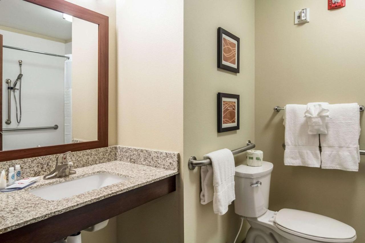  | Comfort Inn Edwardsville - St. Louis