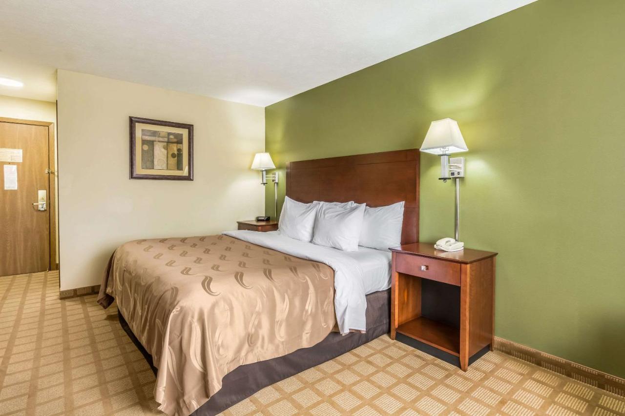 King Room - Non-Smoking at Quality Inn I-74 Batesville