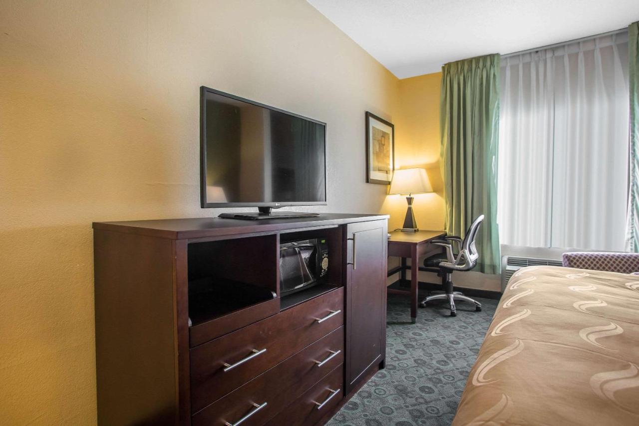 King Room - Disability Access/Non-Smoking at Quality Inn & Suites Bloomington I-55 and I-74