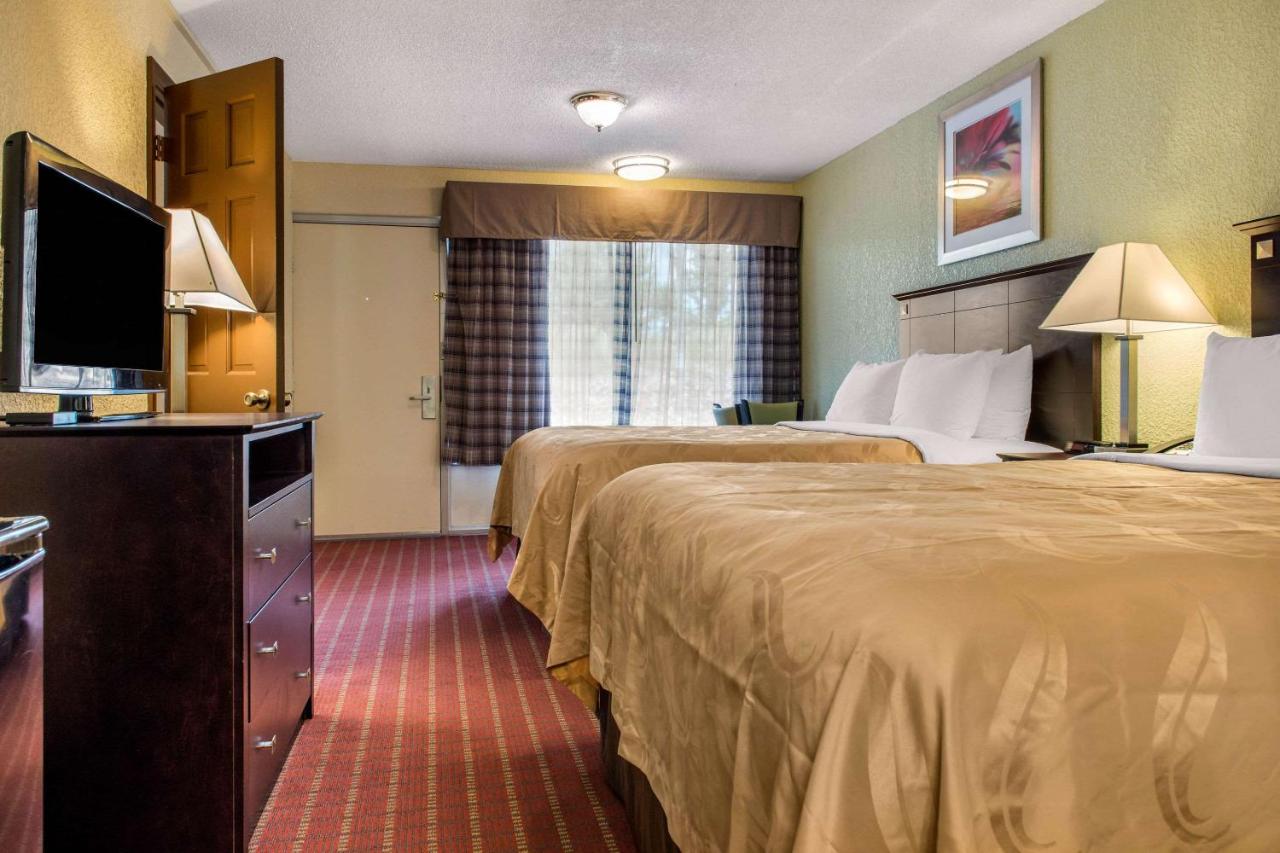  | Quality Inn Huntingburg