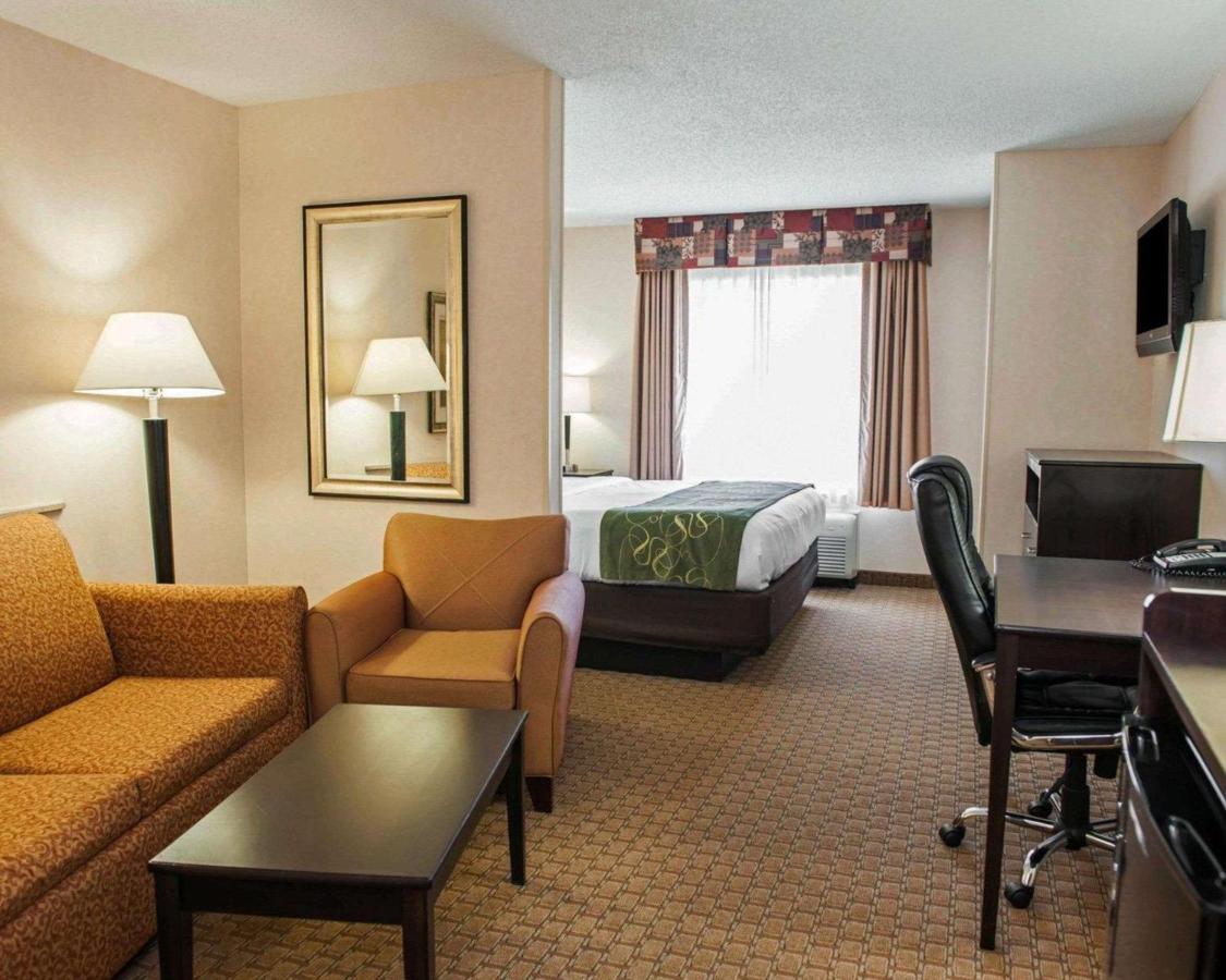 | Comfort Suites Southport