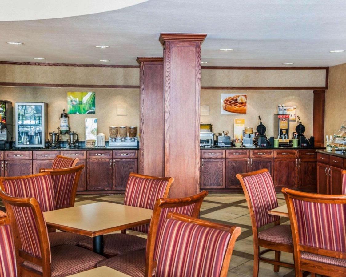 | Quality Inn Indianapolis