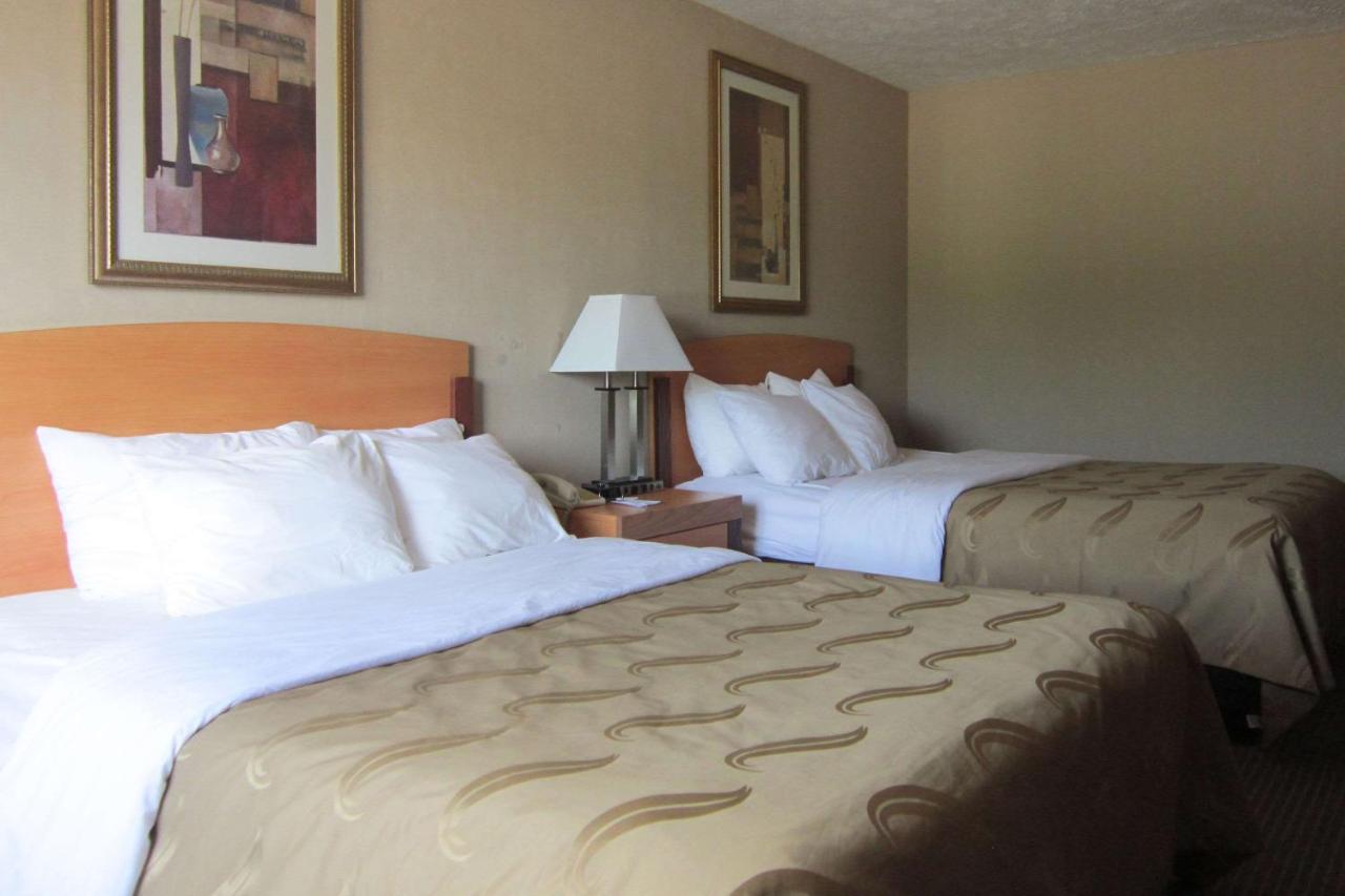Queen Room with Two Queen Beds at Quality Inn Nashville - Bloomington