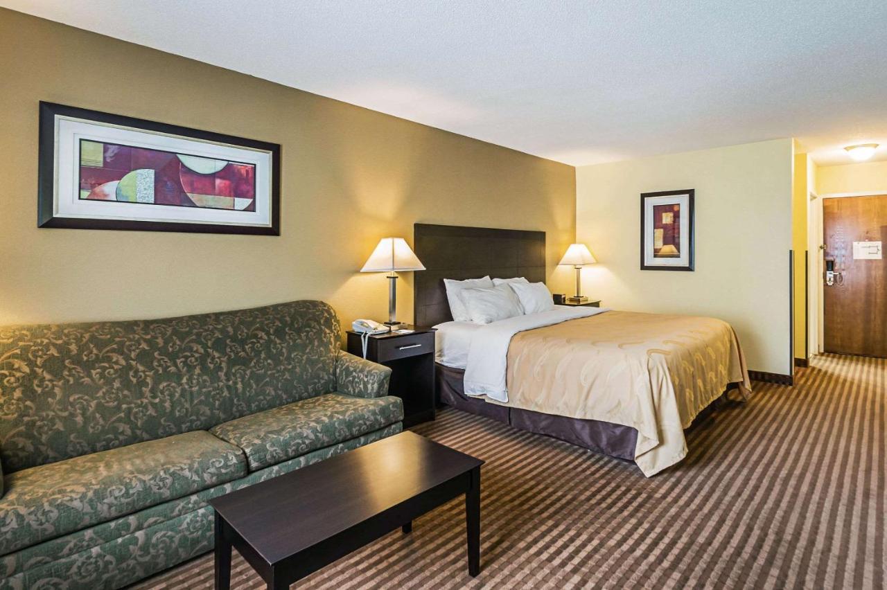 | Quality Inn & Suites Frostburg-Cumberland