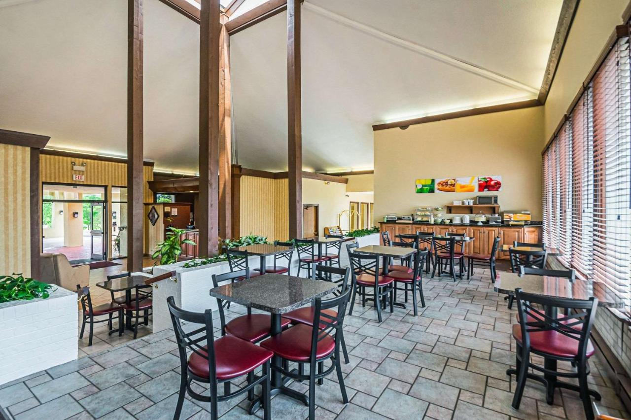 | Quality Inn & Suites Frostburg-Cumberland