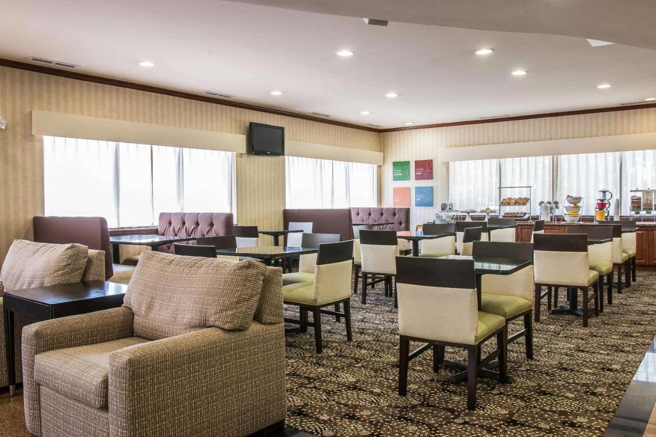  | Comfort Suites Canton