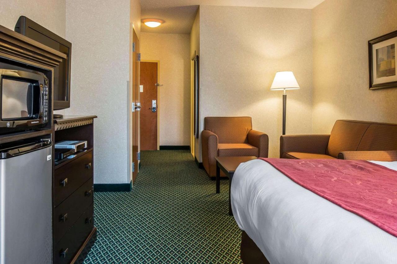  | Comfort Suites Canton