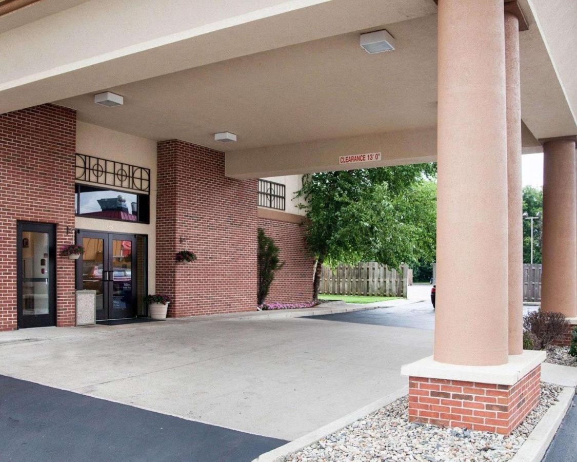 | Quality Inn & Suites Niles
