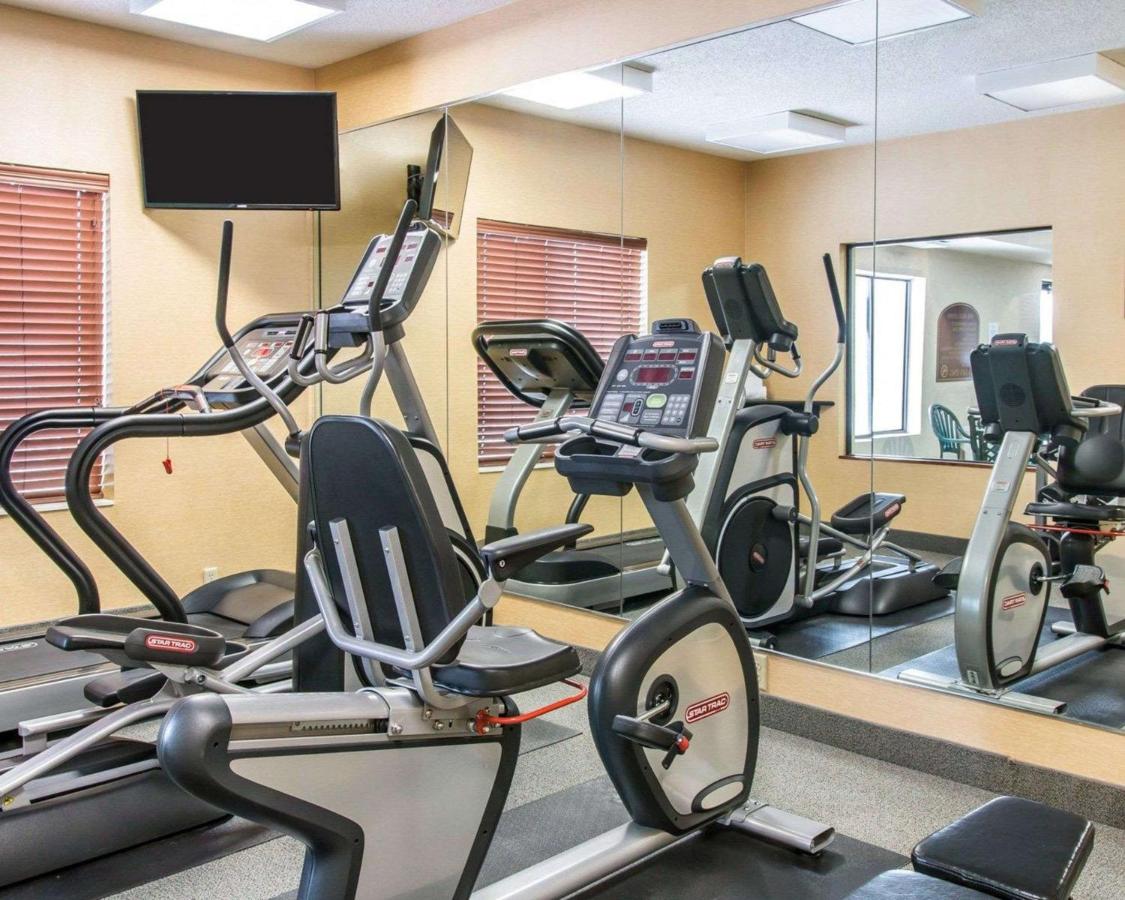 | Quality Inn & Suites Niles