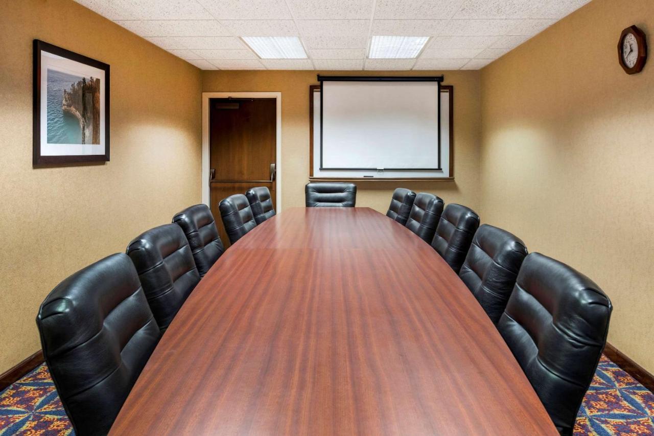 | Quality Inn Auburn Hills