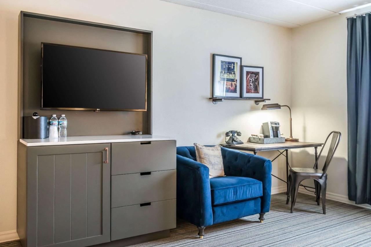  | enVision Hotel Saint Paul South