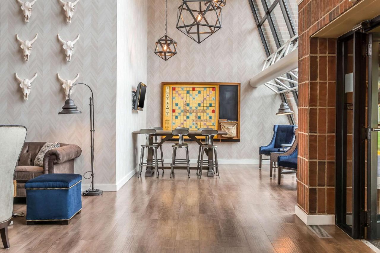  | enVision Hotel Saint Paul South