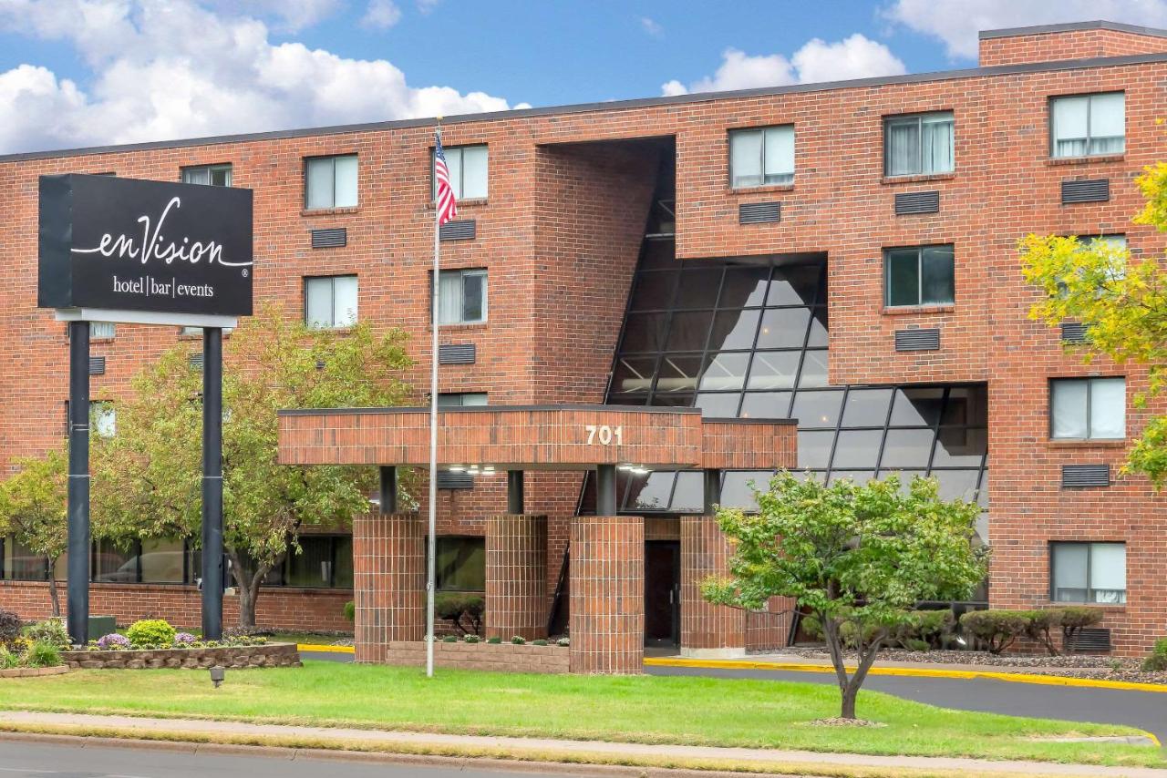  | enVision Hotel Saint Paul South