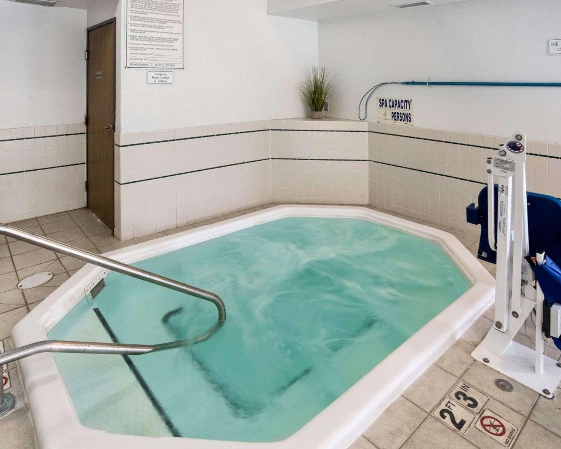 | Quality Inn Northtown