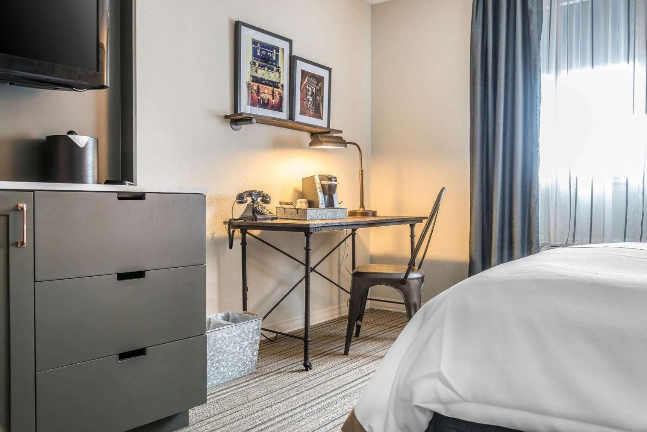  | enVision Hotel Saint Paul South