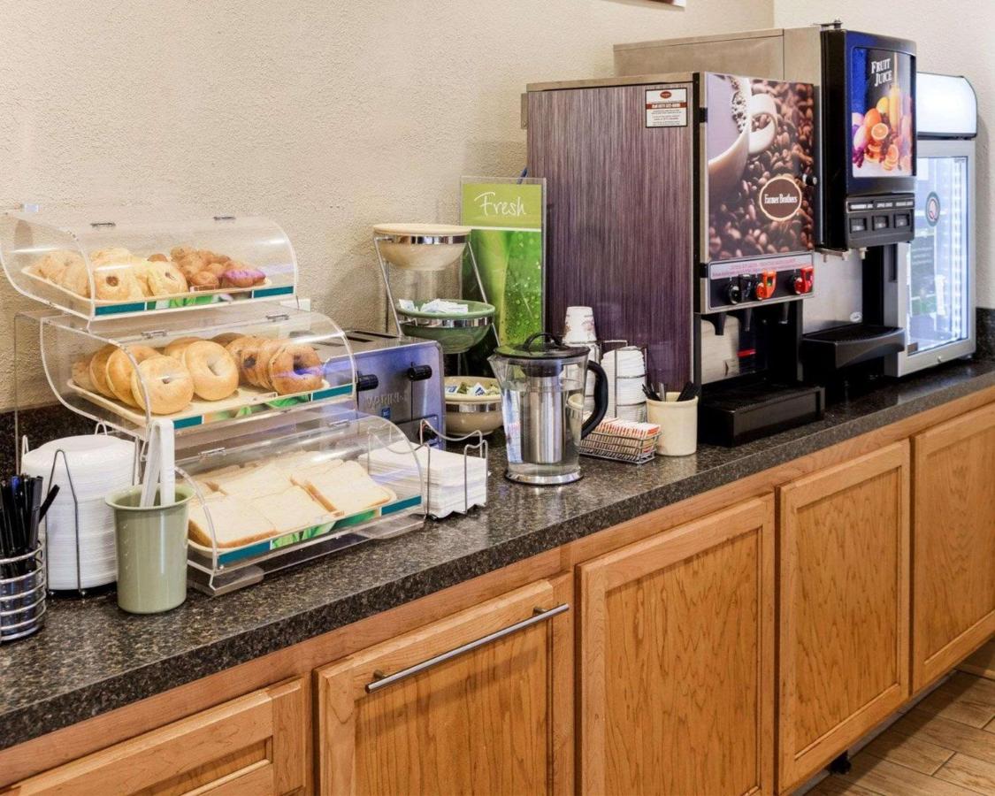 | Quality Inn Northtown