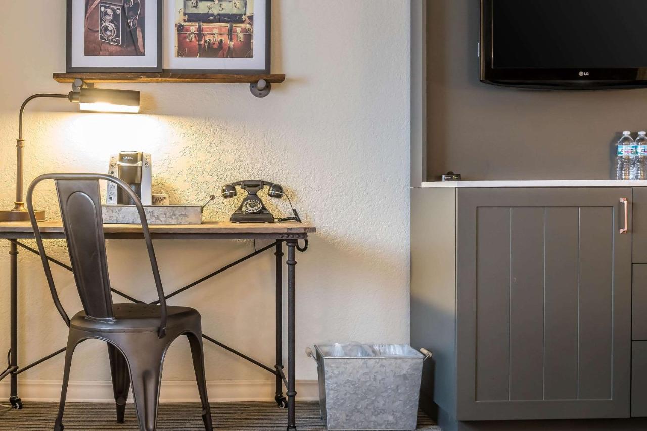  | enVision Hotel Saint Paul South