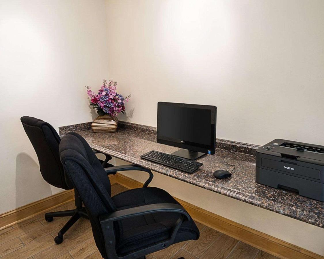 | Quality Inn Northtown