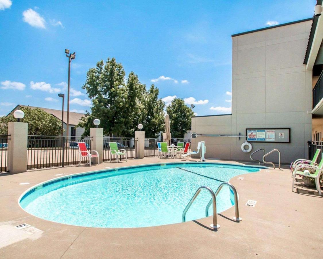 | Quality Inn South Springfield