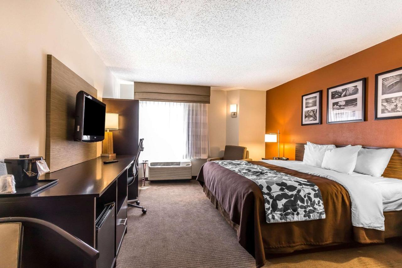 King Room - Non-Smoking at Sleep Inn Springfield South I60 near Medical District