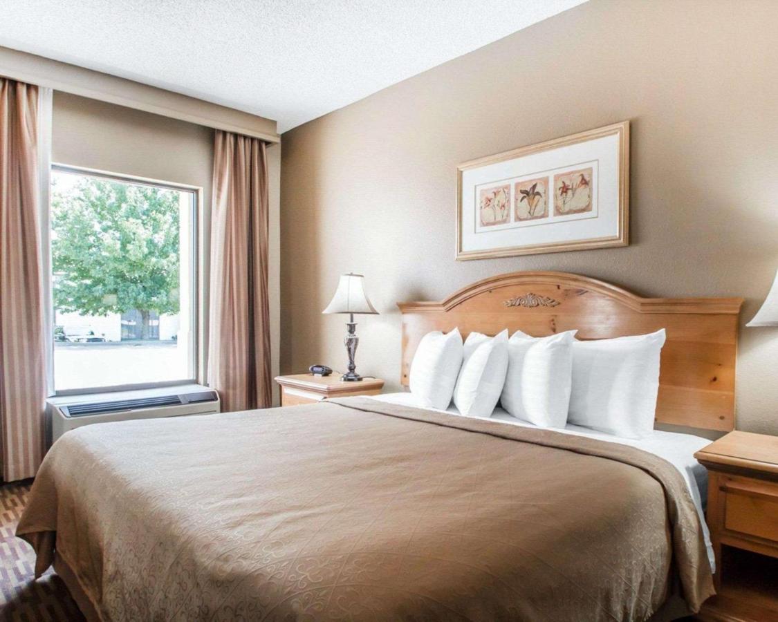 | Quality Inn South Springfield