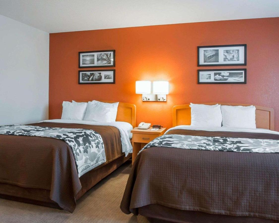 Queen Room with Two Queen Beds - Non-Smoking at Sleep Inn & Suites Lake of the Ozarks