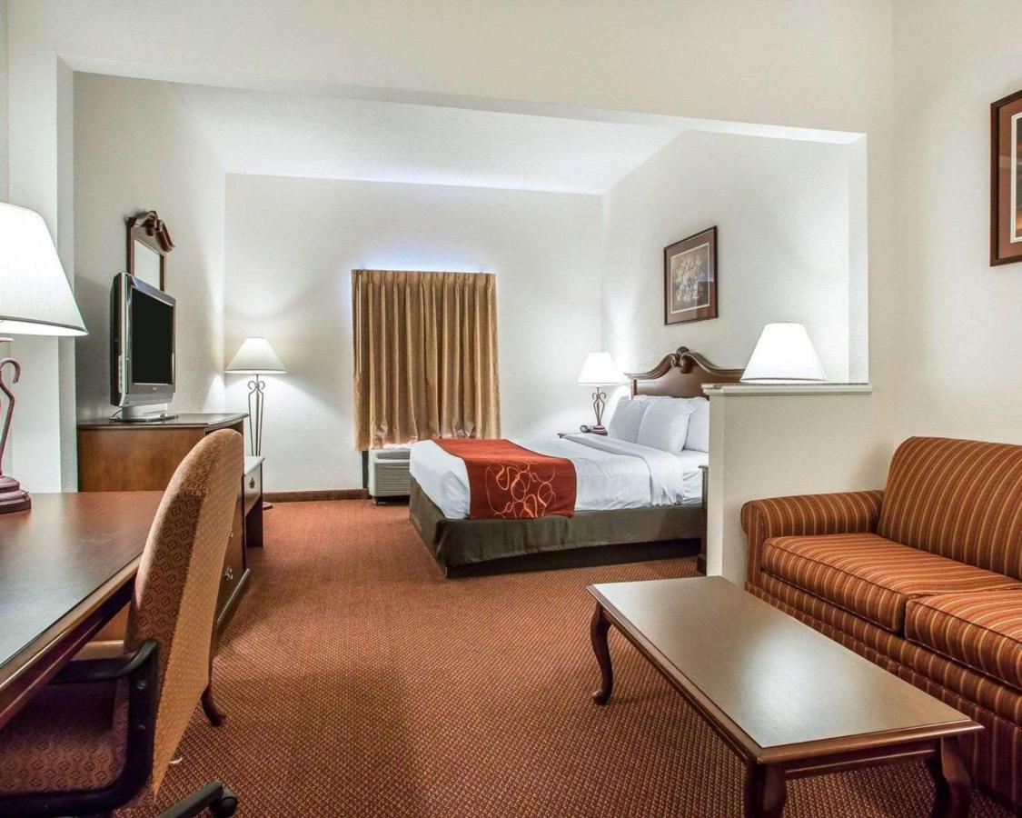 King Suite - Non-Smoking at Comfort Suites Jefferson City