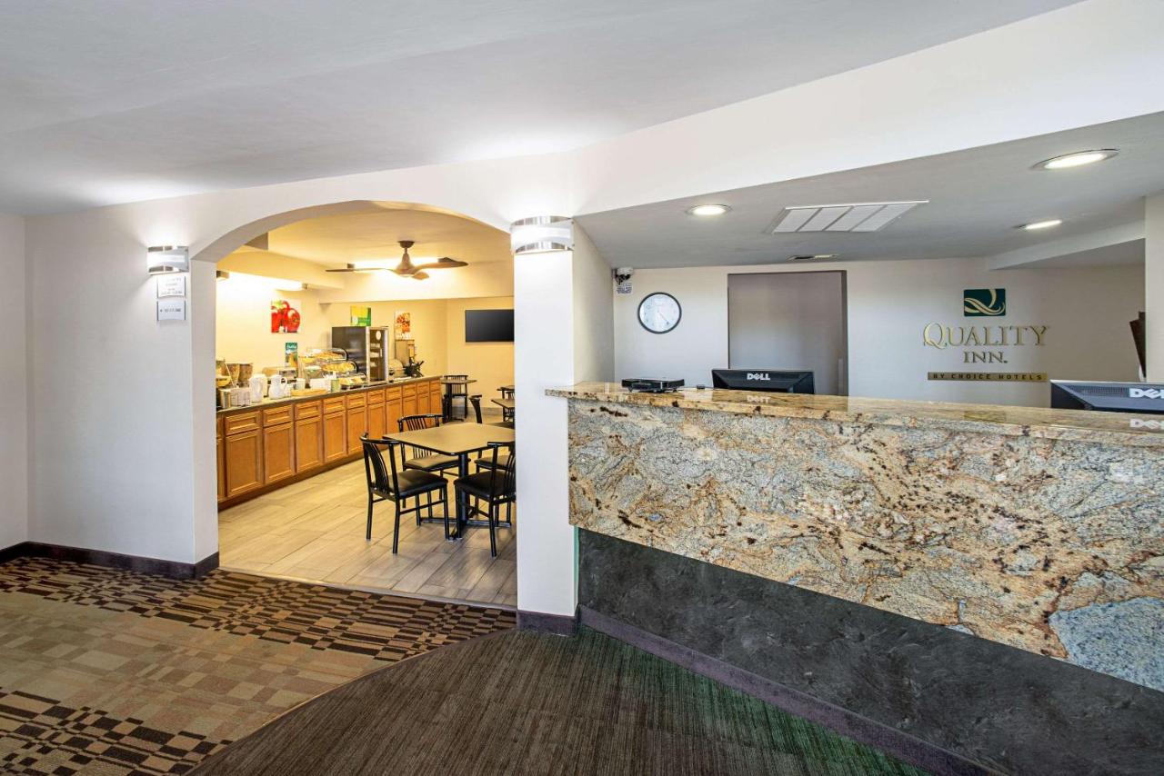 | Quality Inn Near Six Flags St. Louis