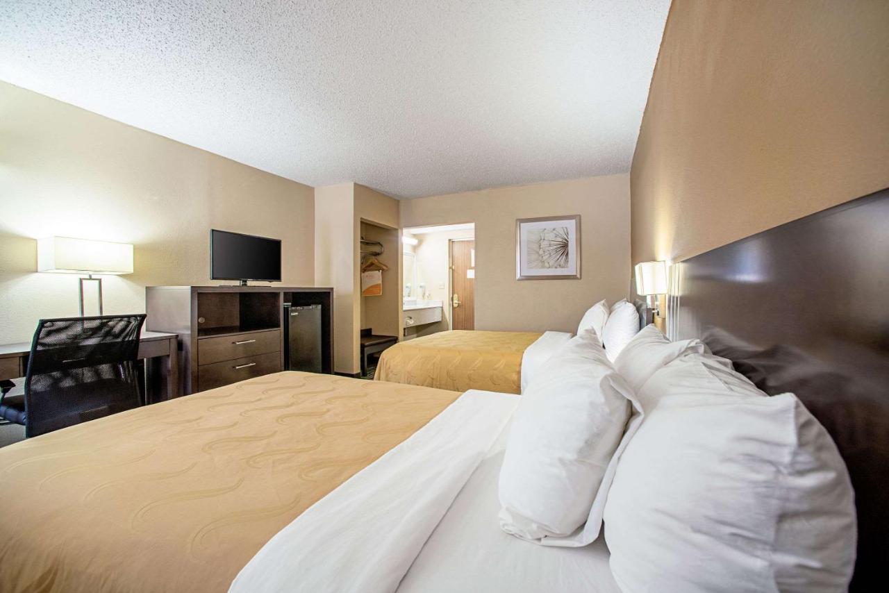 | Quality Inn Near Six Flags St. Louis