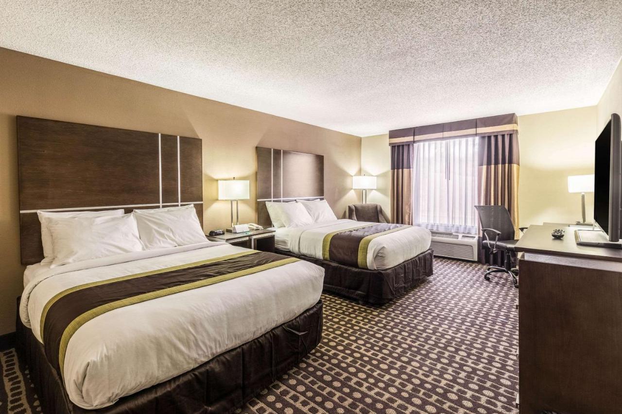 Queen Room with Two Queen Beds at Quality Inn West Plains