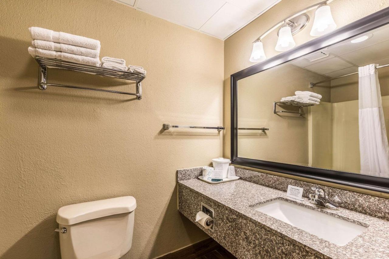 Queen Room with Two Queen Beds at Quality Inn West Plains