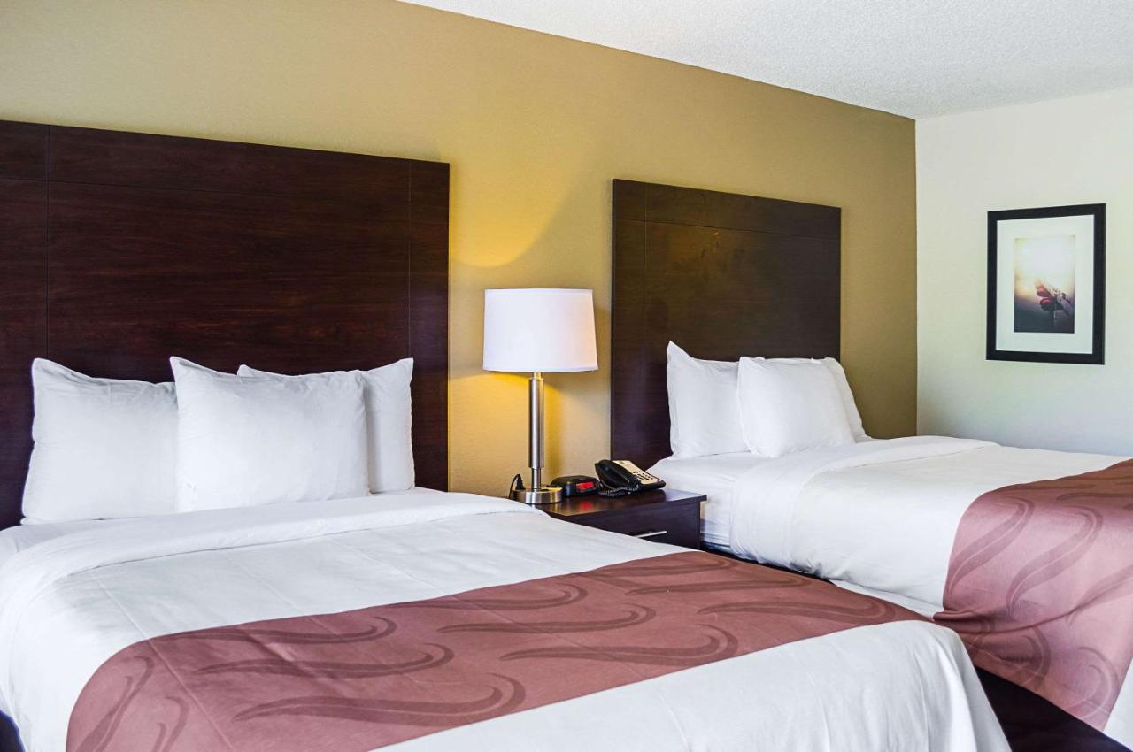 Double Room with Two Double Beds - Non-Smoking at Quality Inn Vicksburg