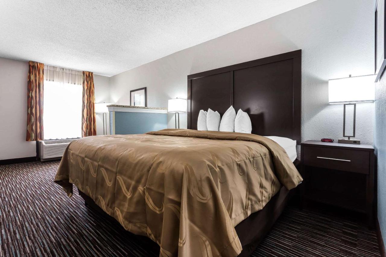 King Room - Non-Smoking/Mobility Accessible at Quality Inn & Suites Mooresville - Lake Norman