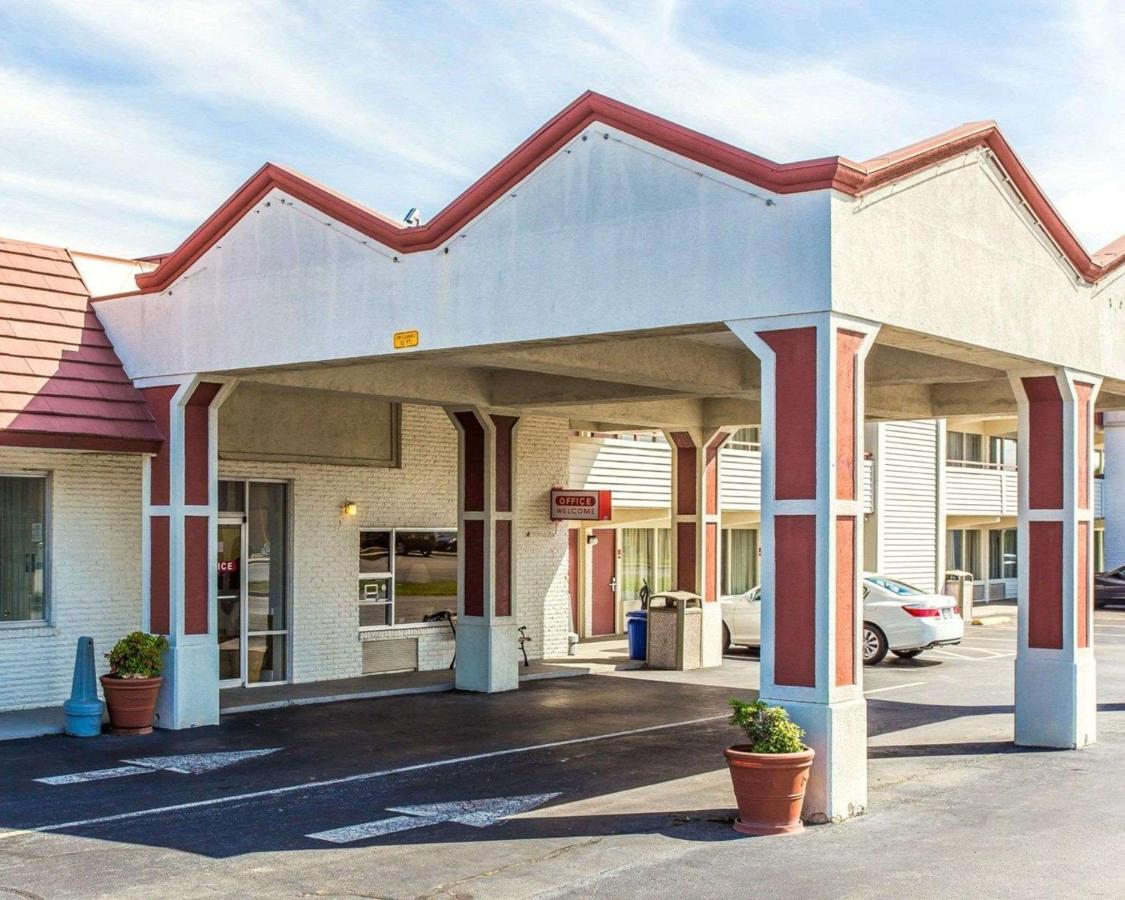 | Econo Lodge Eden