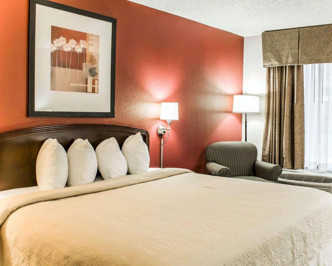 King Room - Non-Smoking at Quality Inn Roanoke near Lake Gaston