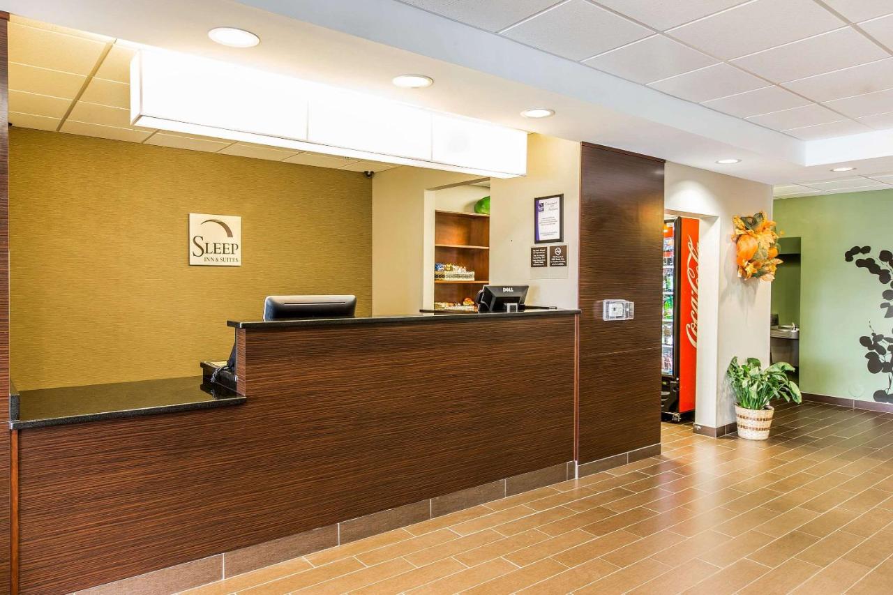 | Sleep Inn & Suites Mount Olive North