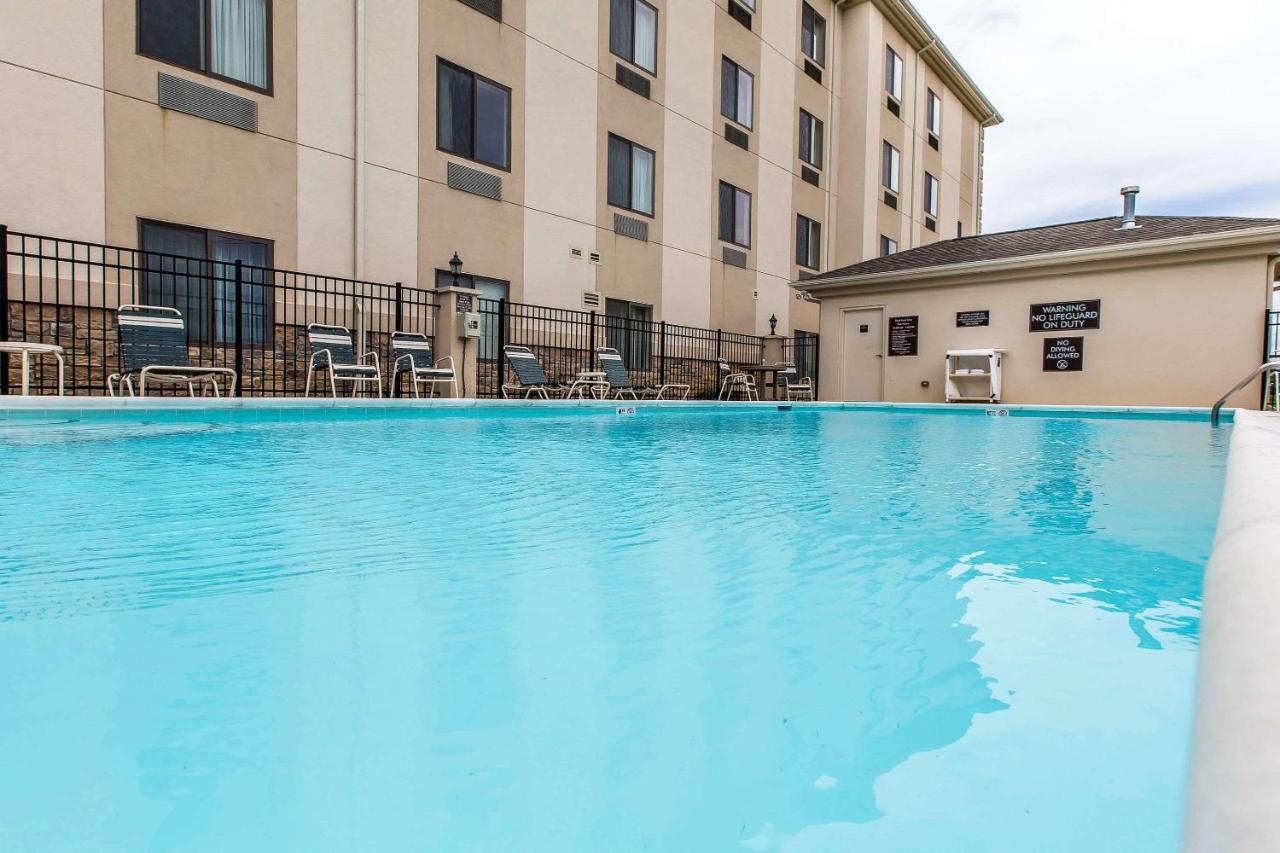 | Sleep Inn & Suites Mount Olive North