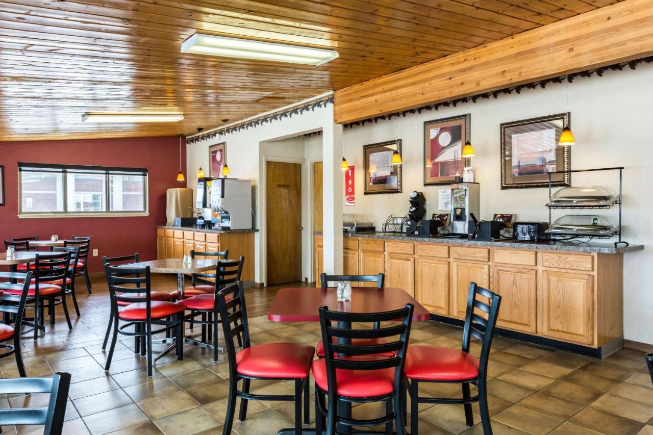 | Harmony Inn & Suites