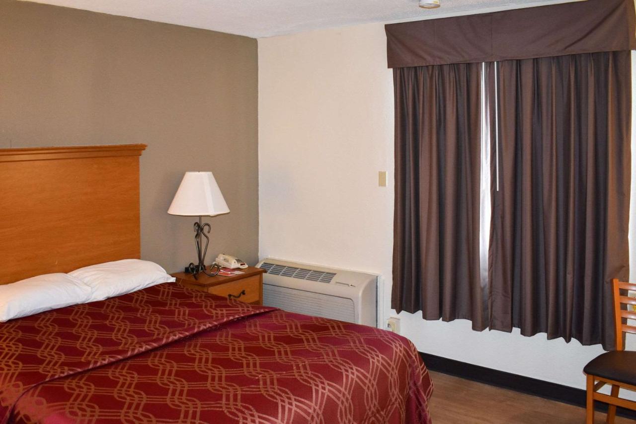 | MHO Hotel Bordentown