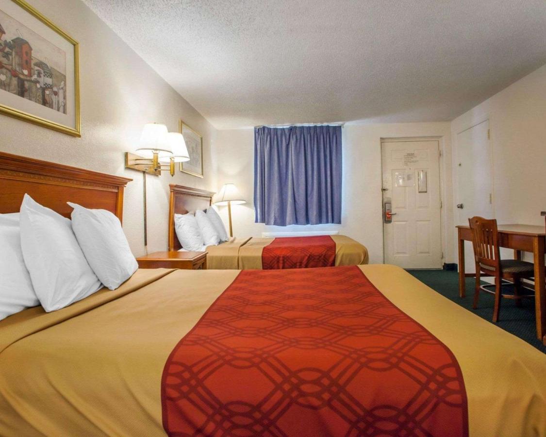  | Econo Lodge Somers Point