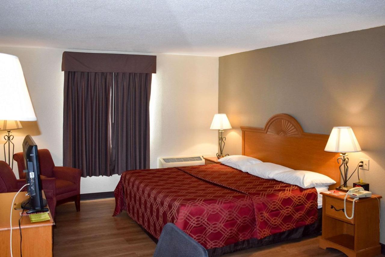 | MHO Hotel Bordentown
