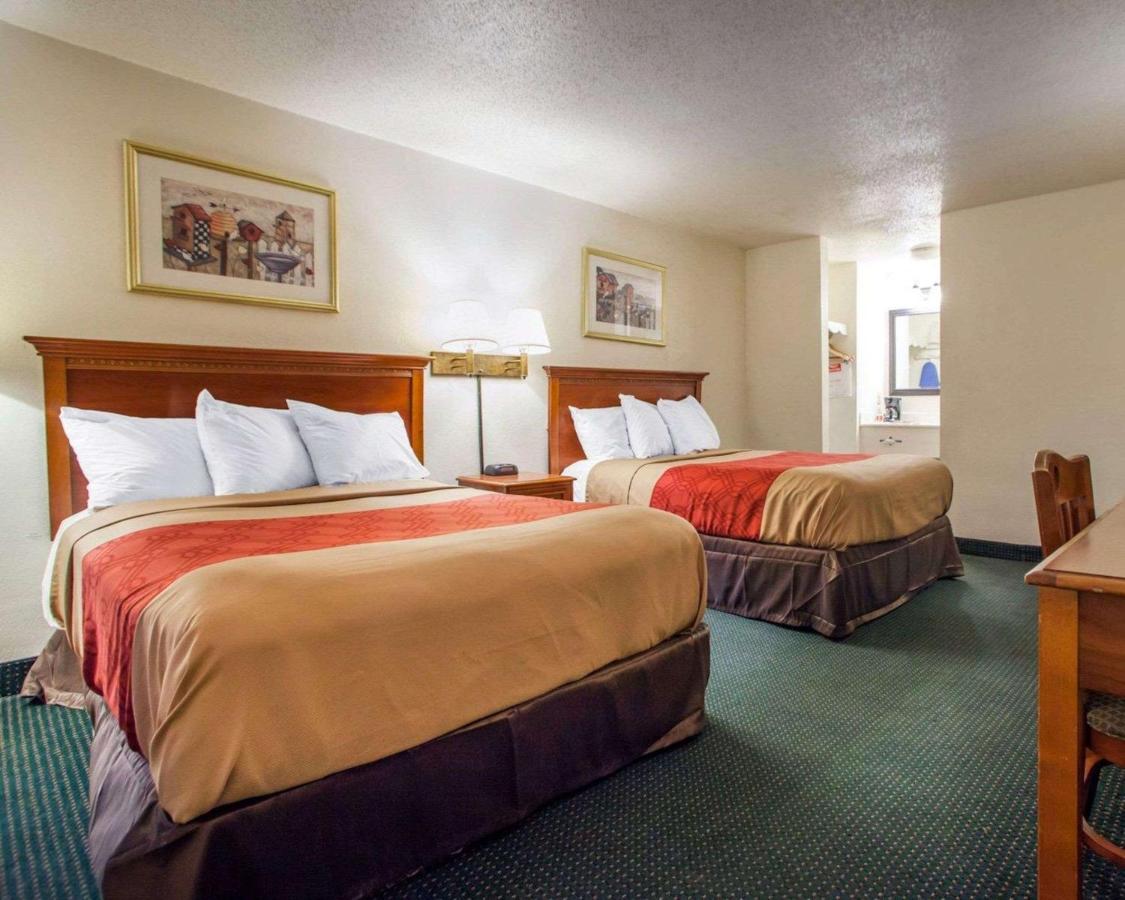  | Econo Lodge Somers Point